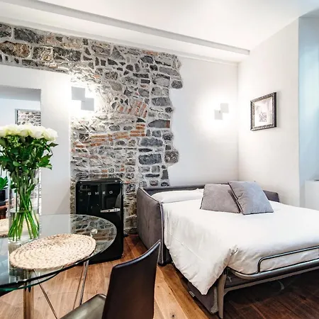 Lo Storico - The House Of Travelers Appartamento