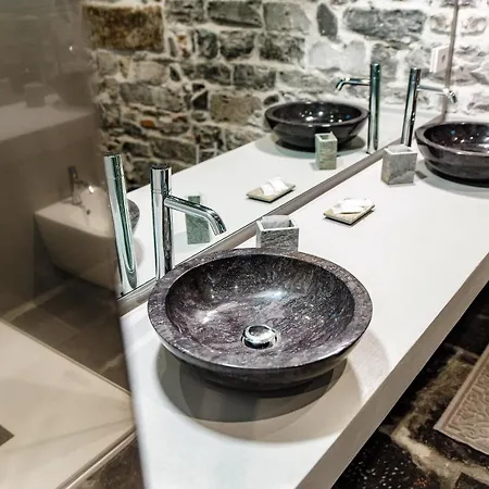 Appartement Lo Storico - The House Of Travelers Como